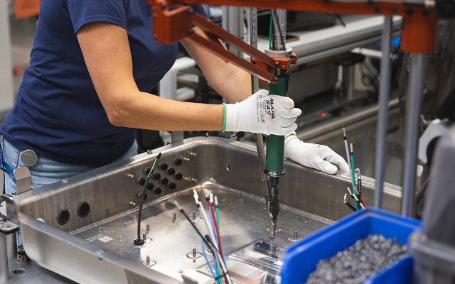 Assembling Services - SMA Magnetics